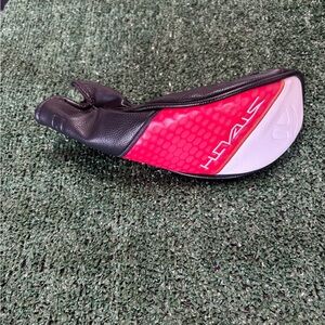 Taylormade Stealth Hybrid Headcover